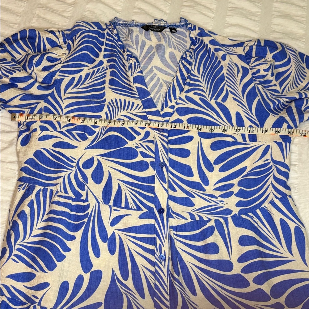 Mlle Gabrielle Vibrant Blue and White Patterned Tiered Midi Dress - Size large - Picture 8 of 12